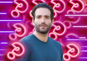 Afonso (Humberto Carrão) em Vale Tudo