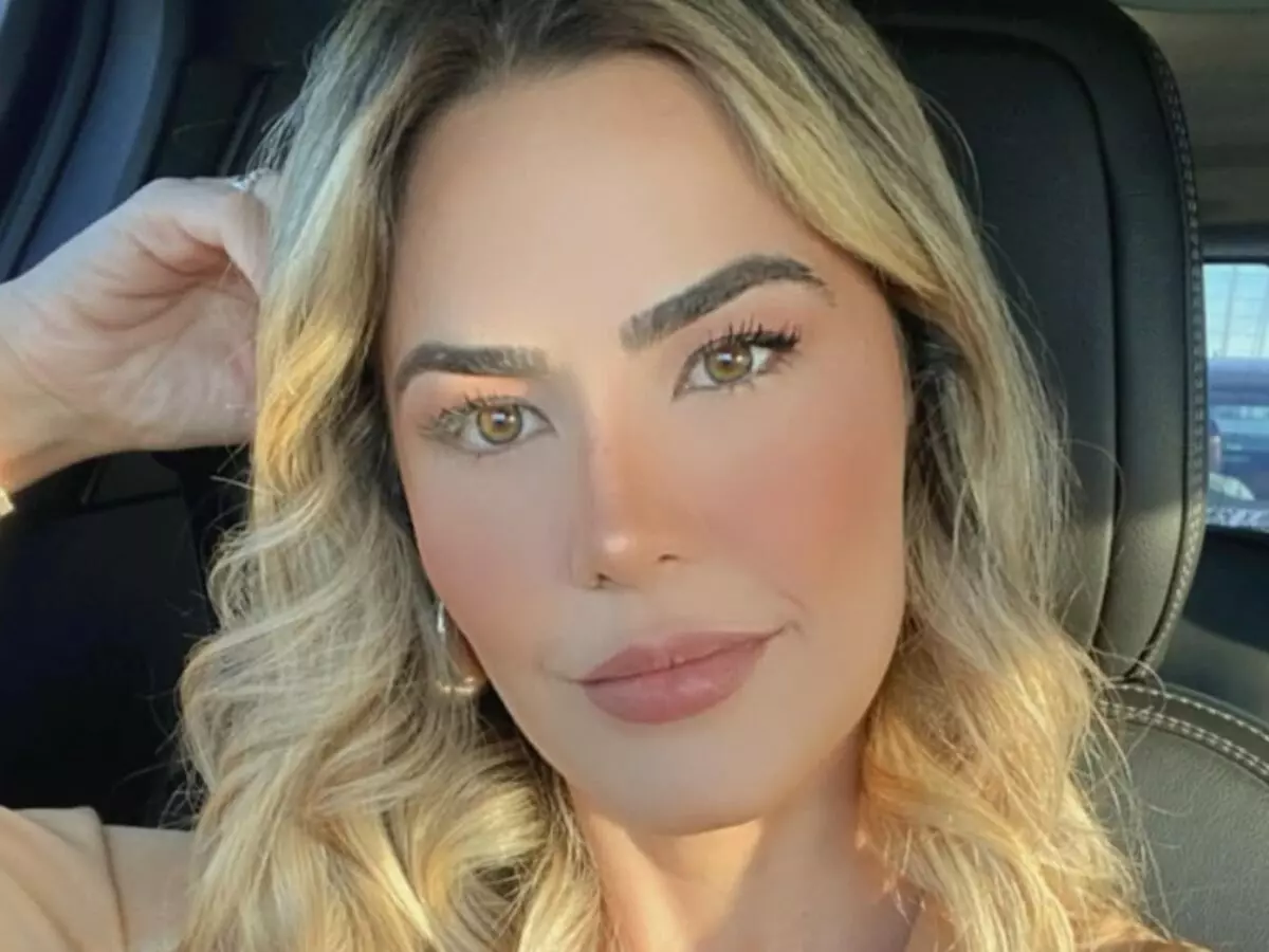 Larrissa Alvarenga