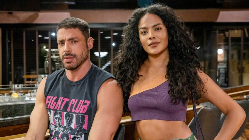 César (Cauã Reymond) e Maria de Fátima (Bella Campos)