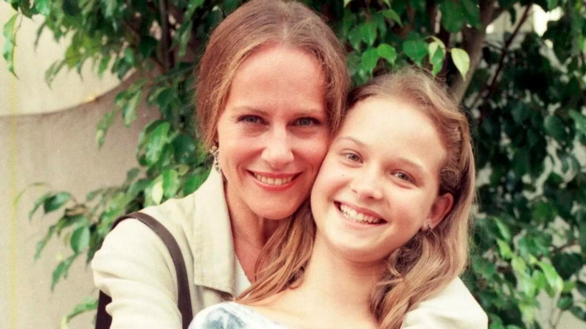 Lucinha Lins e Fernanda Rodrigues em A Viagem