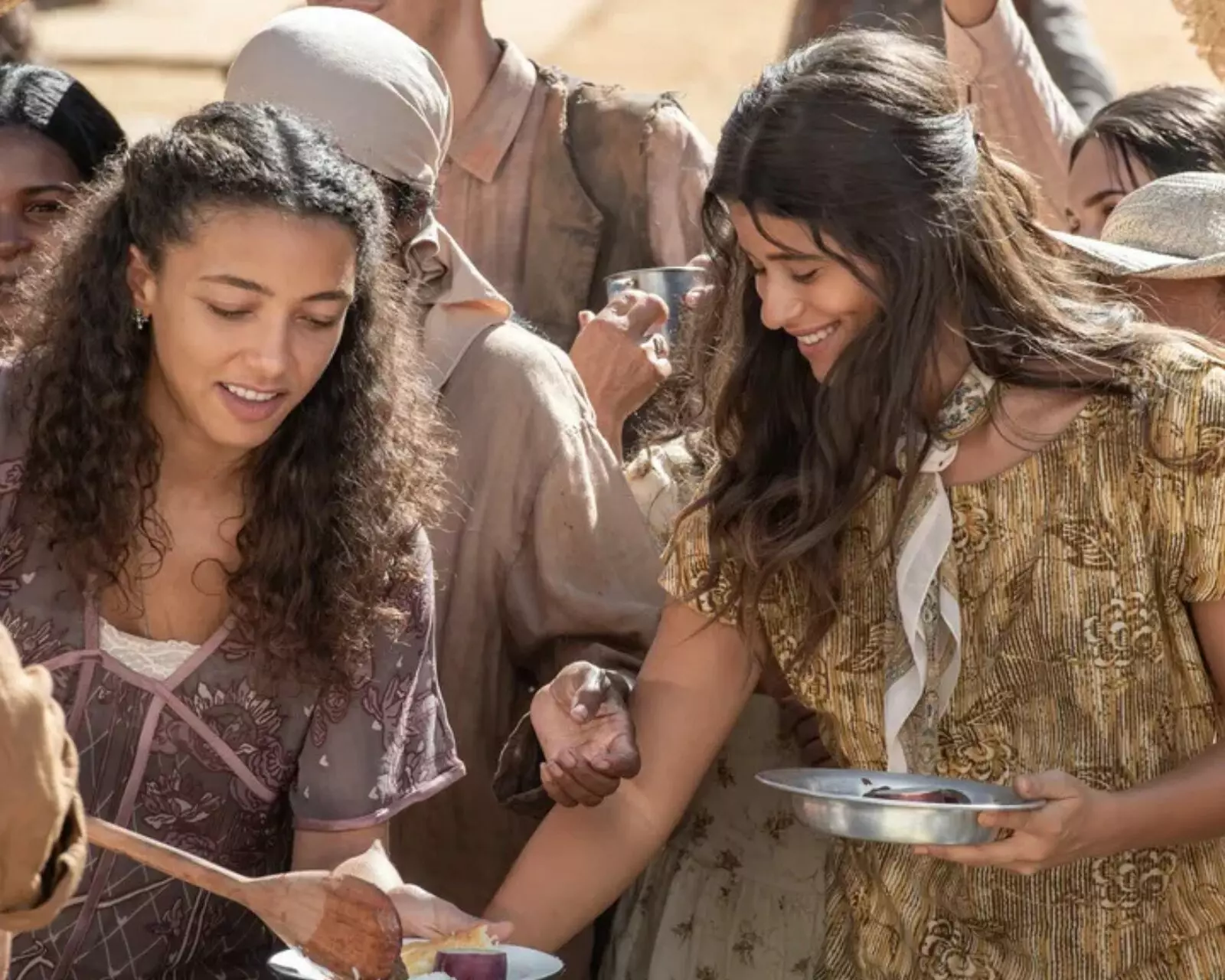 Alice Carvalho e Isadora Cruz em Guerreiros do Sol