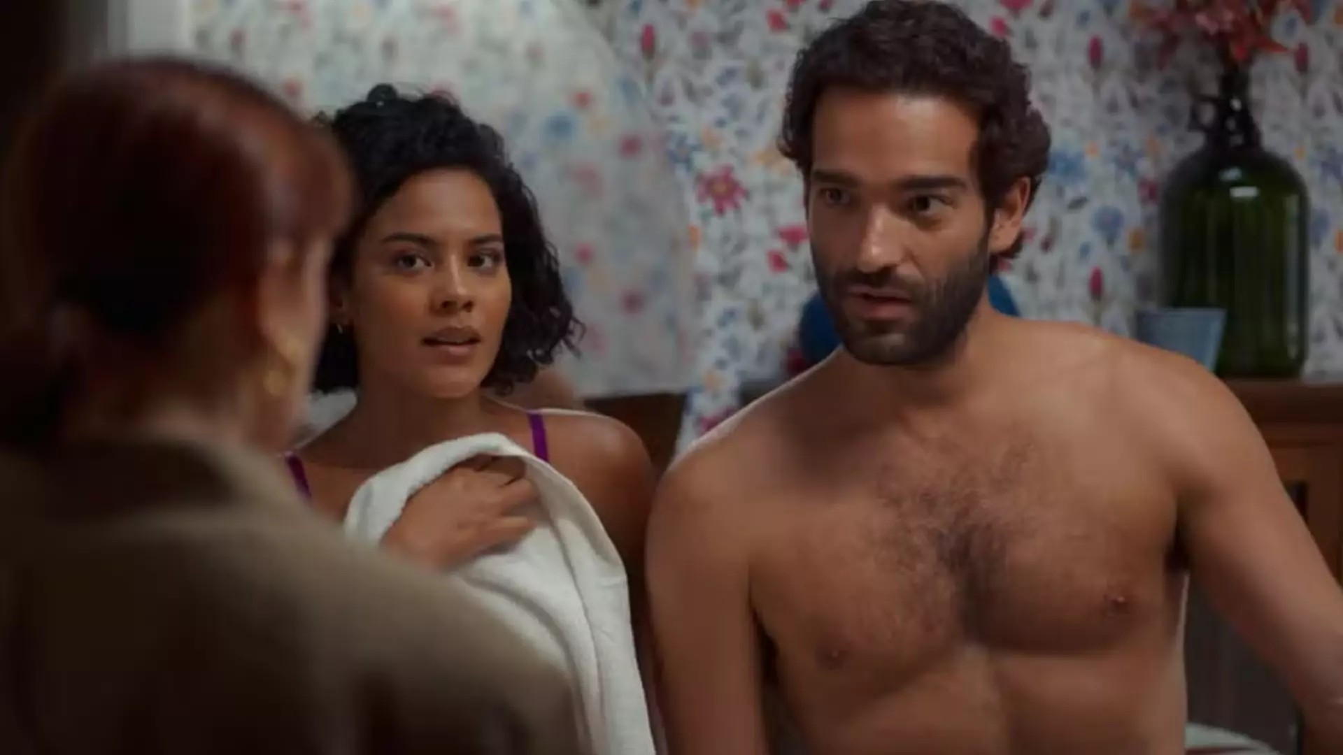 Solange (Alice Wegmann), Fátima (Bella Campos) e Afonso (Humberto Carrão) de Vale Tudo
