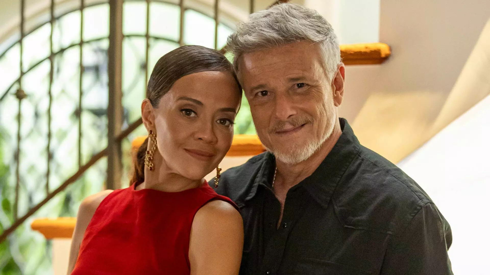 Jaques (Marcello Novaes) e Tânia (Aline Borges) em Dona de Mim