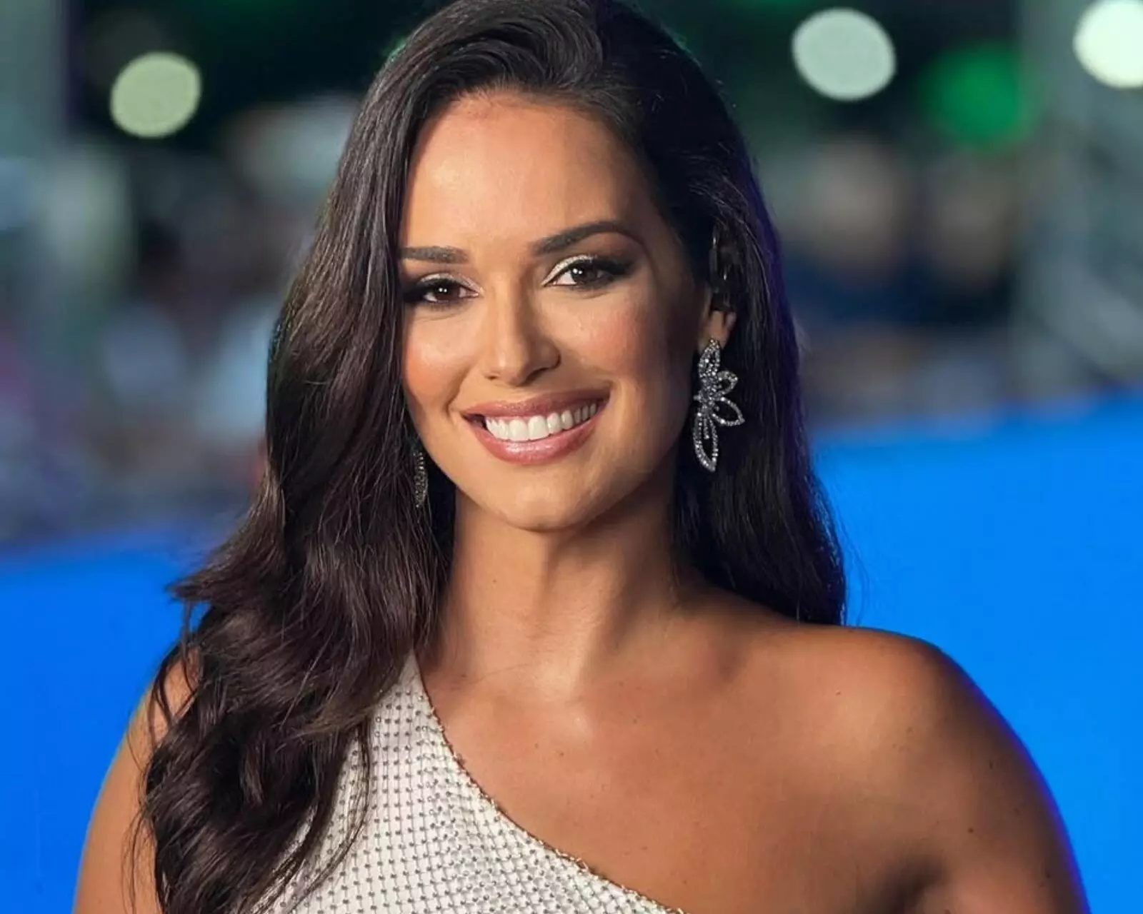Livia Nepomuceno ️