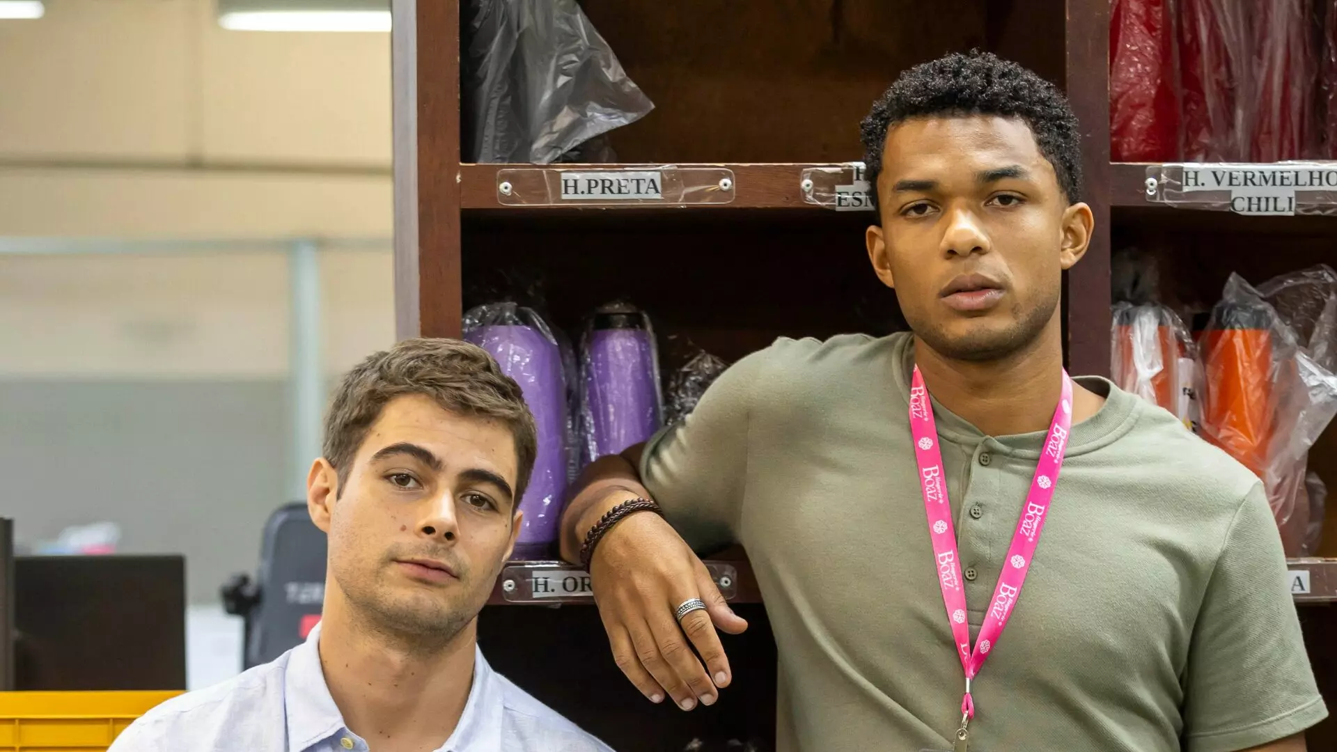 Samuel (Juan Paiva) e Davi (Rafael Vitti)