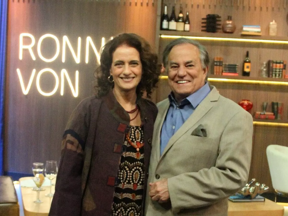 Denise Fraga e Ronnie Von no Companhia Certa, da RedeTV!