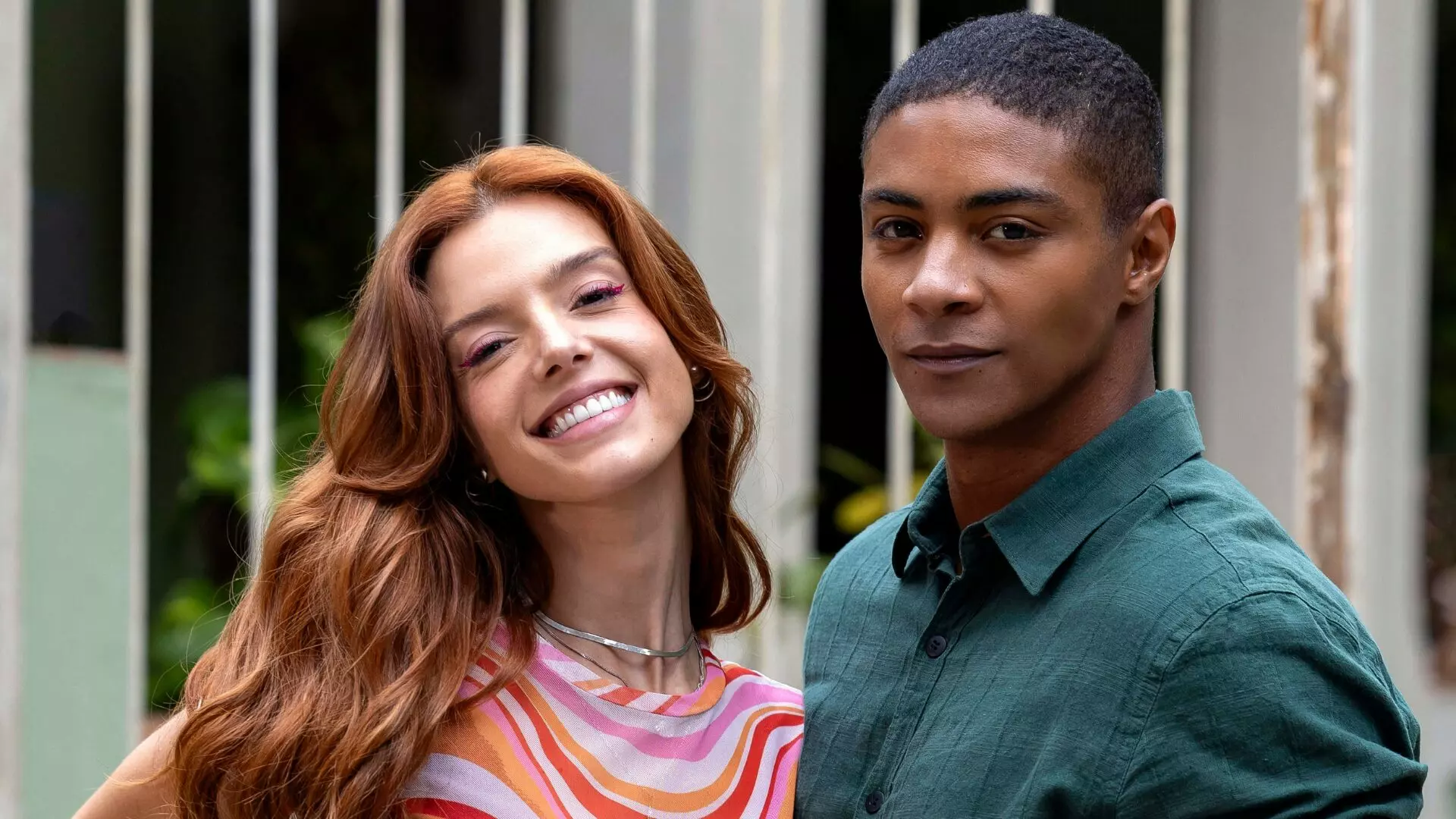 Kamila (Giovanna Lancellotti) e Marlon (Humberto Morais)