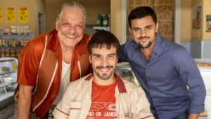 Manuel (Ernani Moraes), Peter (Pedro Fernandes) e Danilo (Felipe Simas)