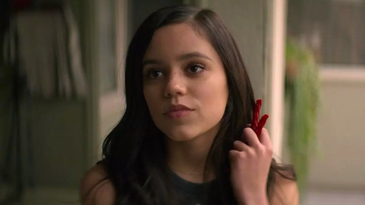 Jenna Ortega em You