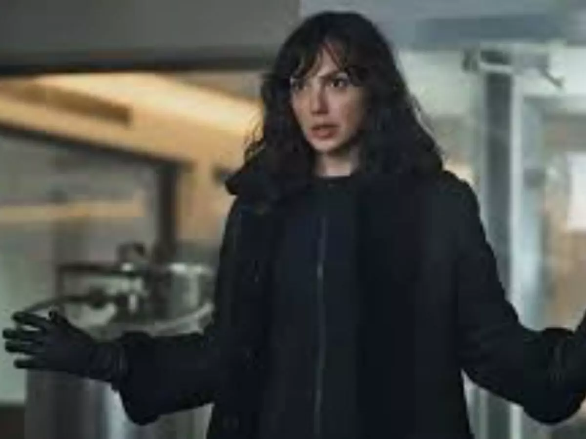 Agente Stone: Espionagem de alto risco e tecnologia letal marcam lançamento da Netflix
