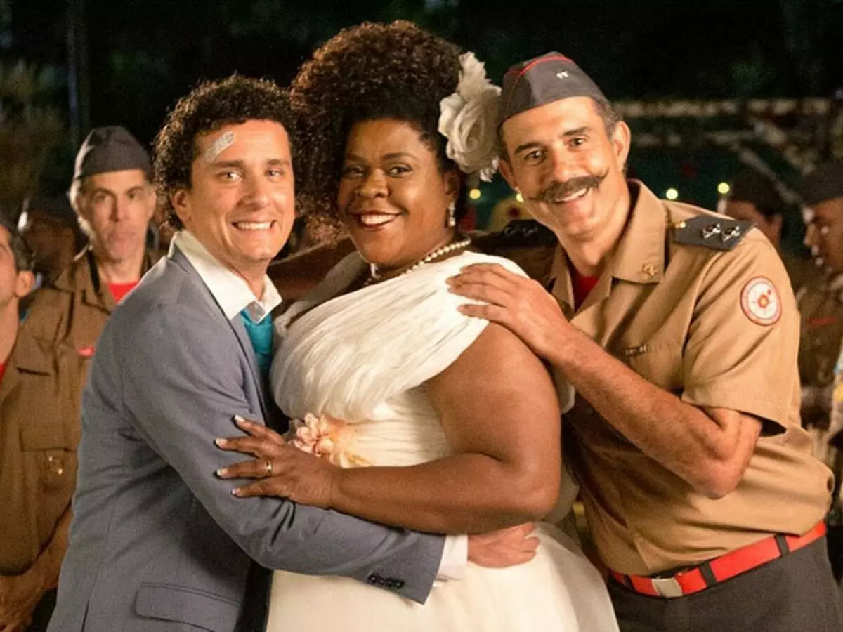 Juntos e Enrolados no Prime Video: Comédia Brasileira Mostra Bastidores de um Casamento Fora de Controle