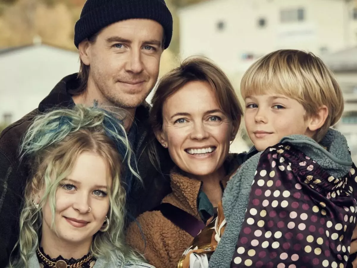O Que Tiver Que Ser na Netflix aborda conflitos familiares e reconexão em uma viagem decisiva