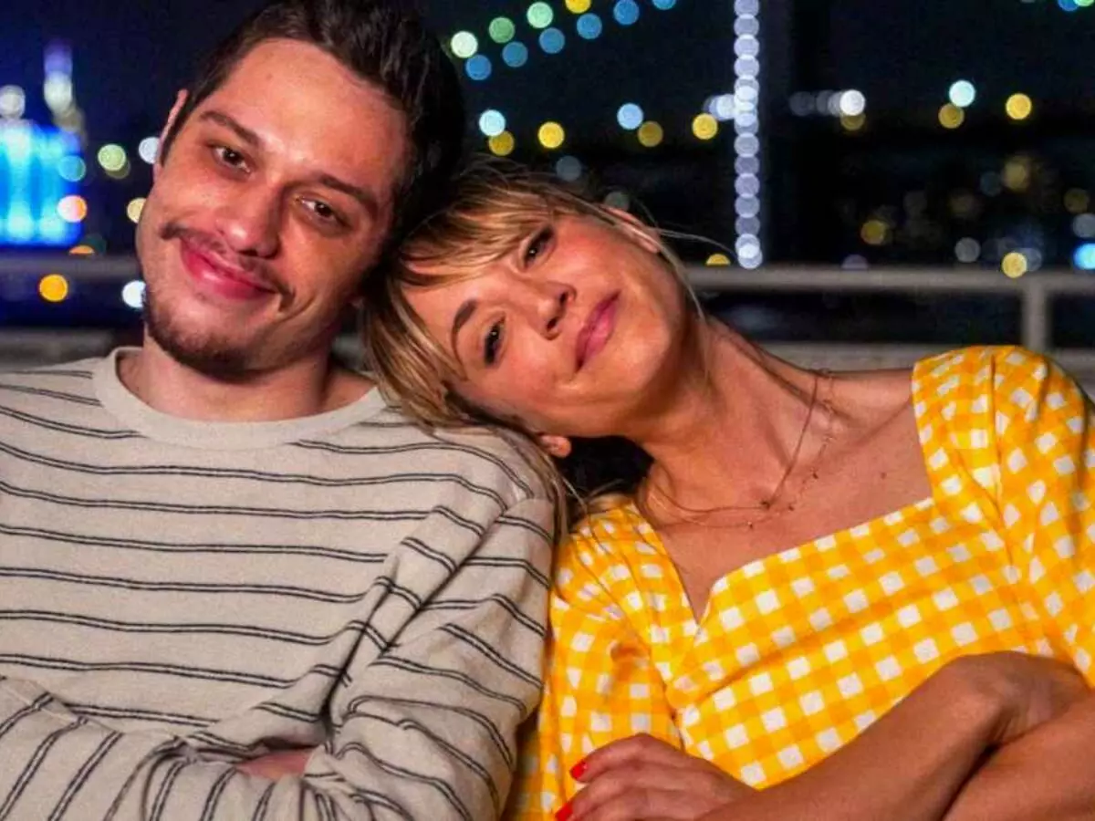 Ajustando um Amor: Romance com viagem no tempo integra catálogo do Prime Video