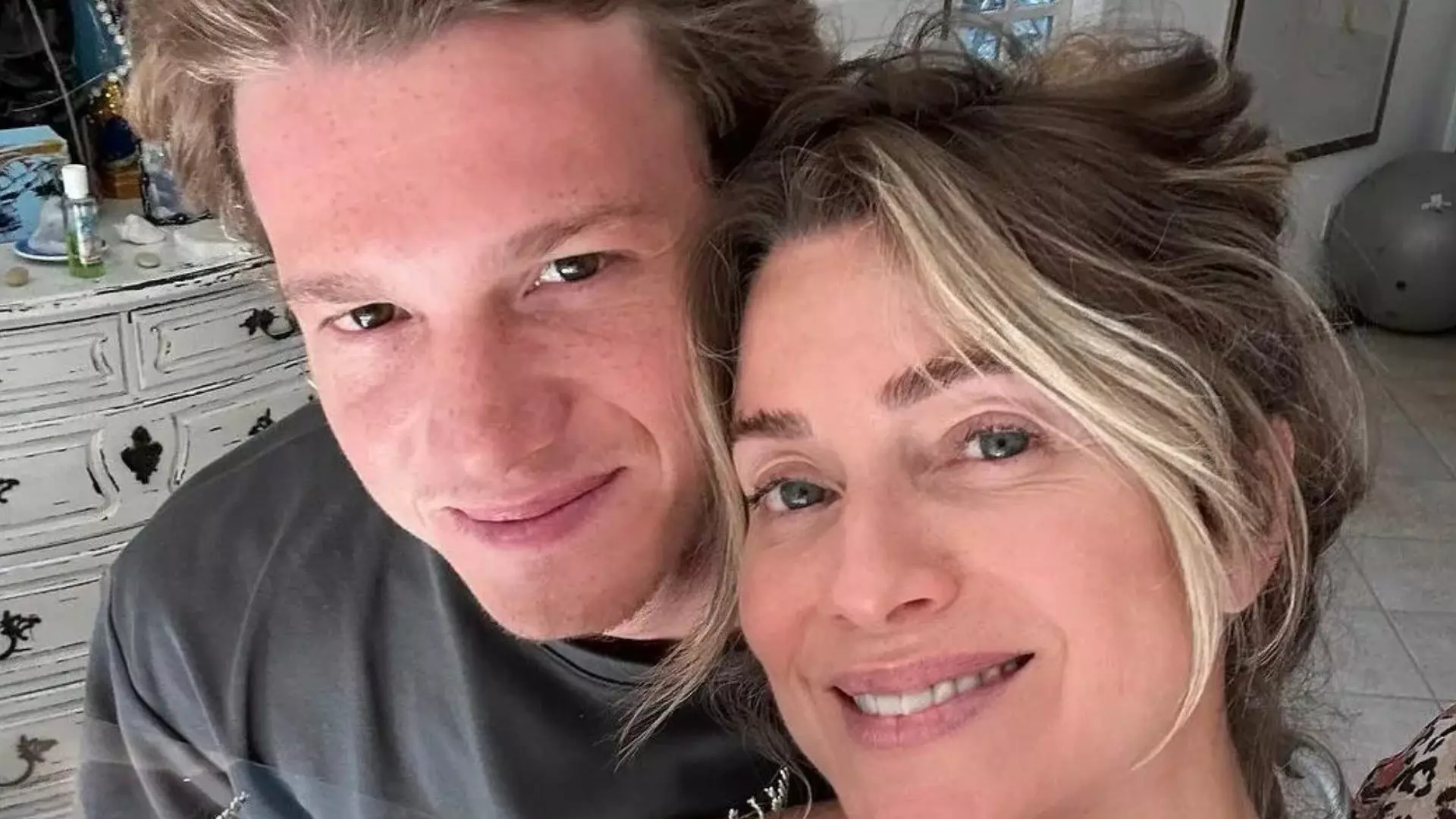 Pedro Novaes e Letícia Spiller