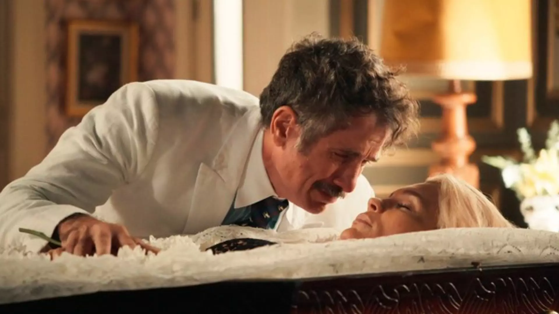 Ernesto (Eriberto Leão) e Sandra (Flávia Alessandra)