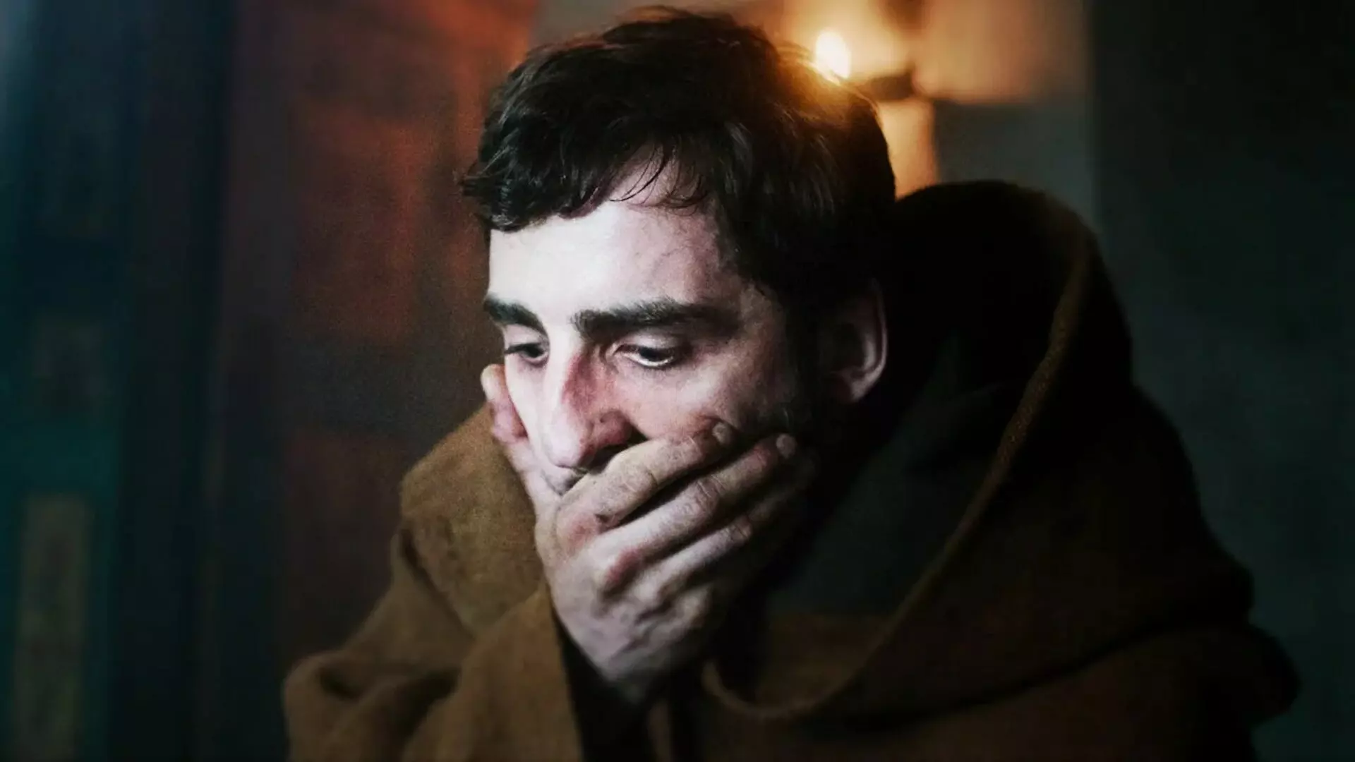 O Monastério na Netflix: filme acompanha investigação de fenômenos misteriosos em convento isolado