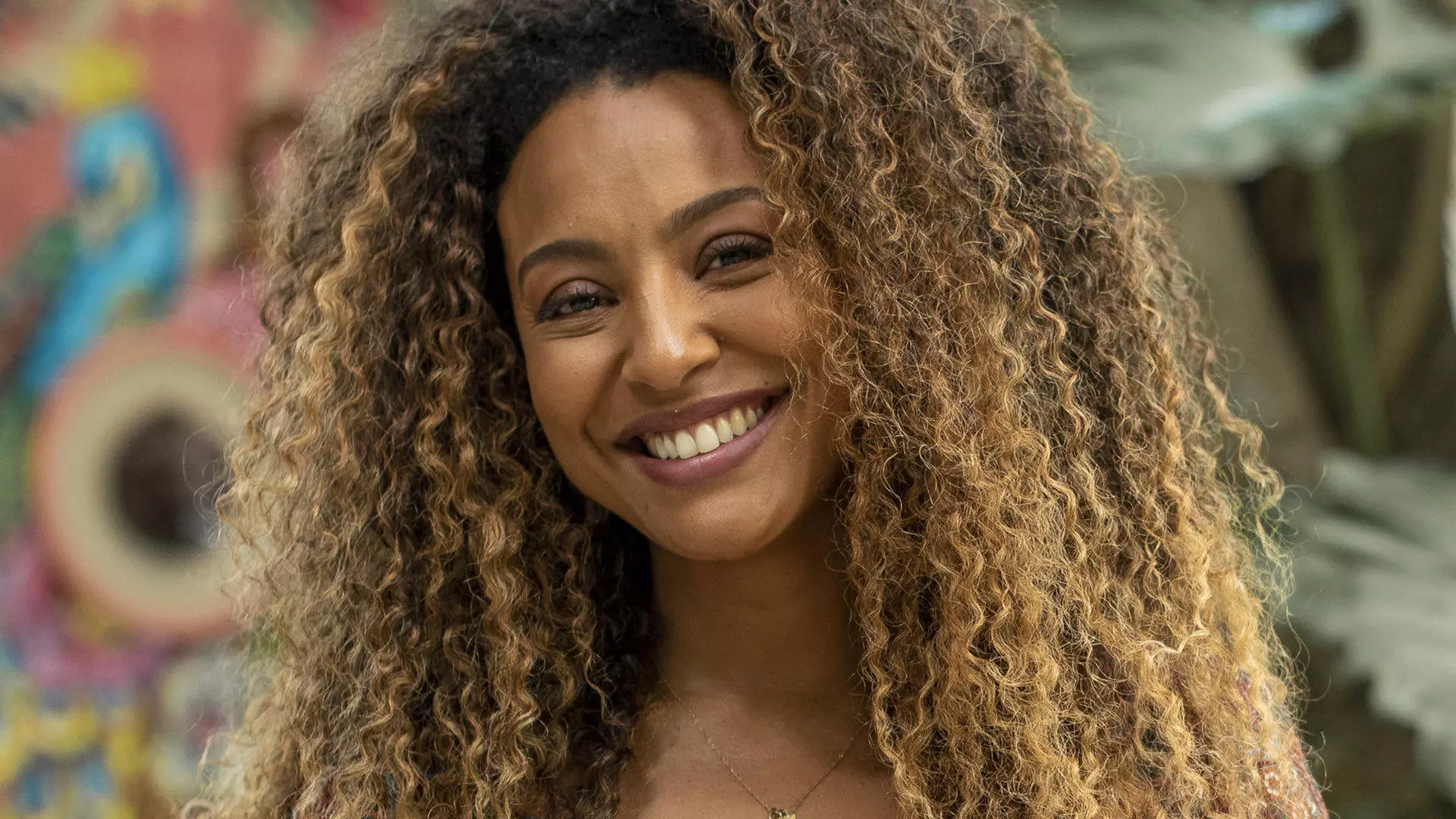 Sheron Menezes volta às telinhas da TV Globo