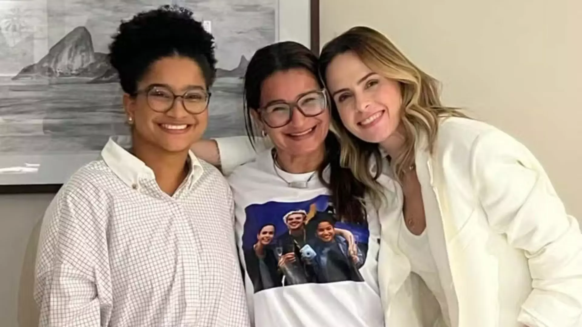 Ana Paula Renault com Milena e mãe da aliada