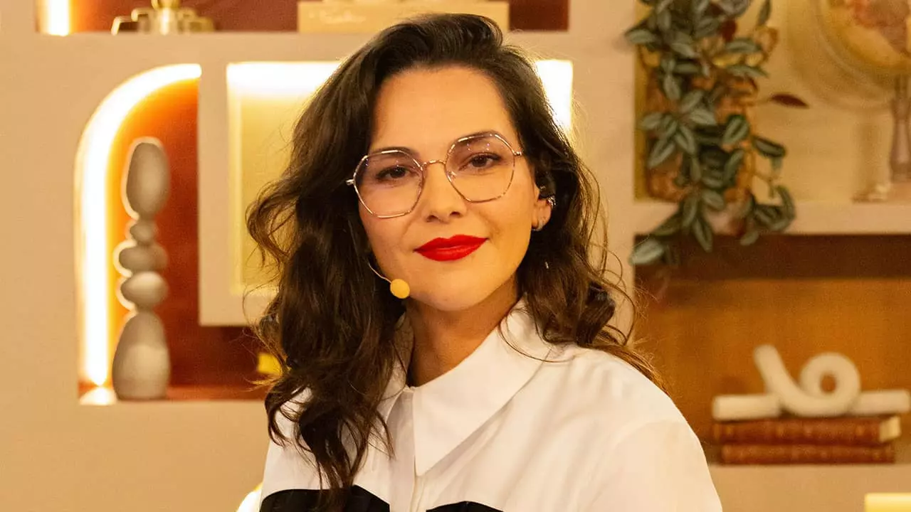 Tainá Müller no Café Filosófico