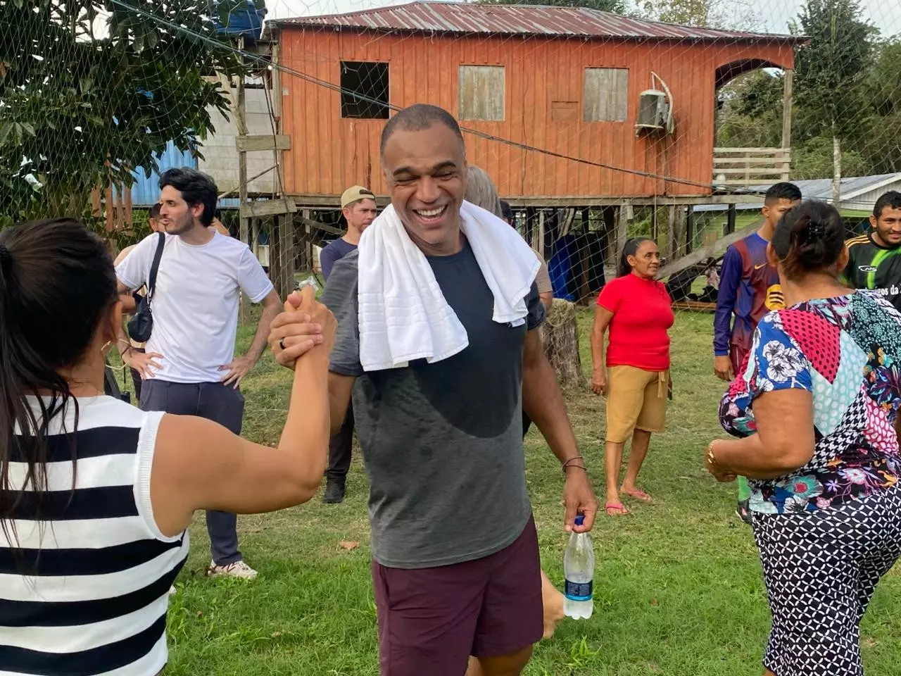 Denilson no quadro Brasil Que Vale Ouro