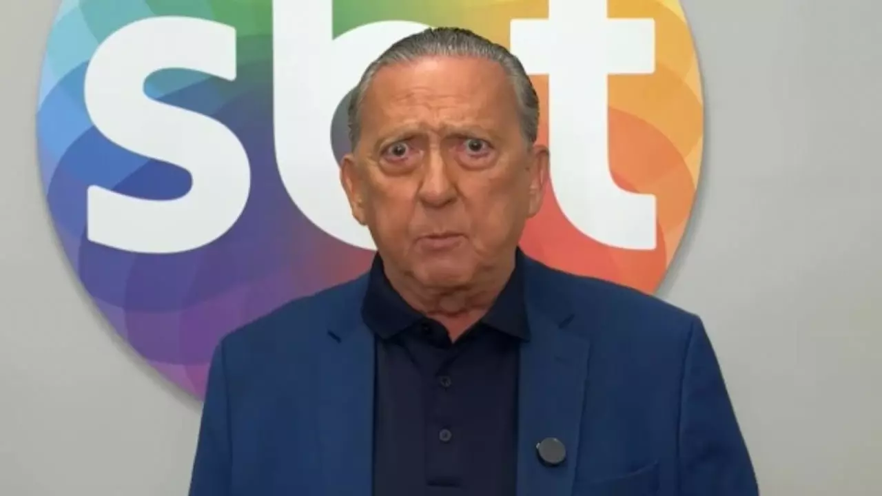 Galvão Bueno não comparece em coletiva do SBT