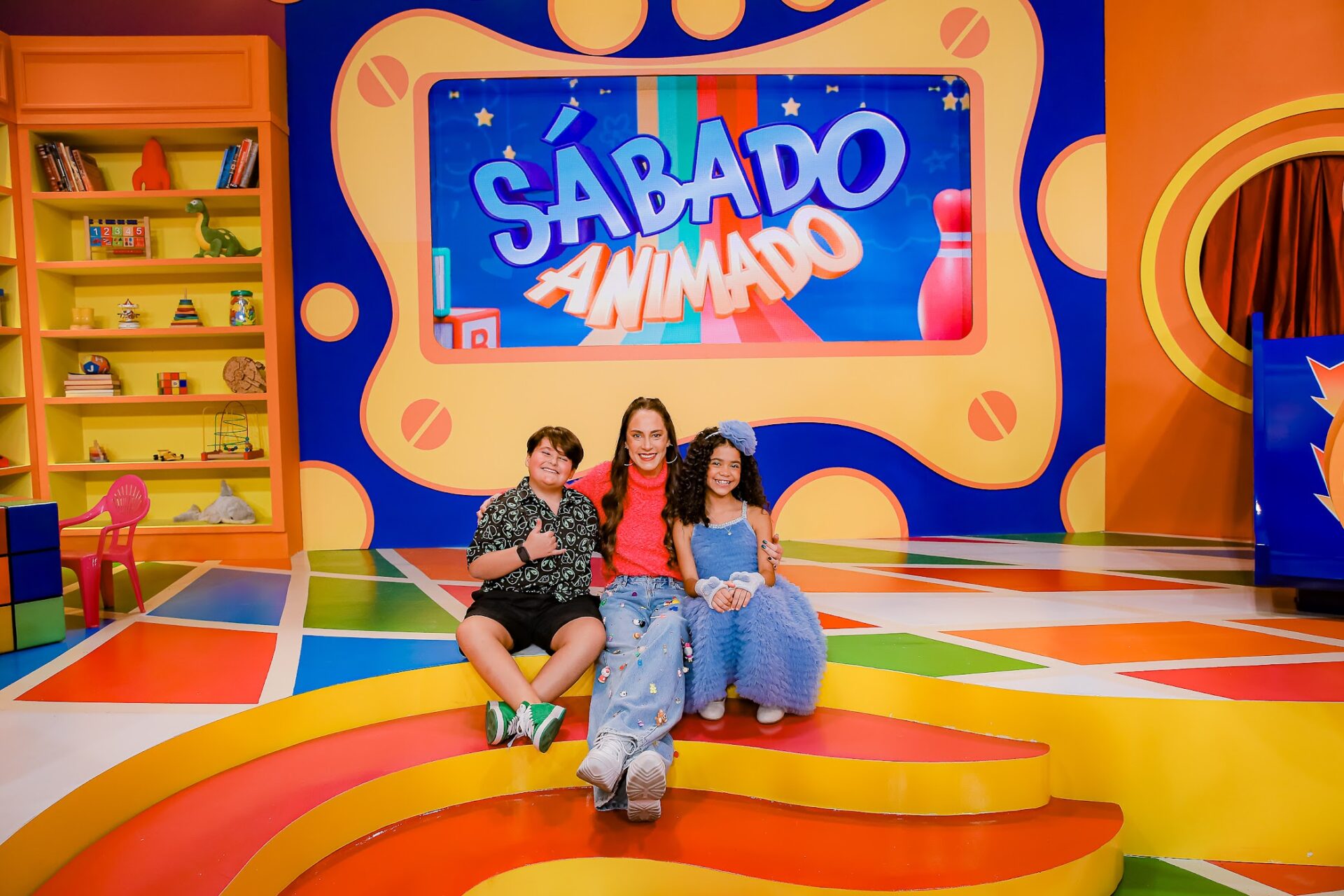 Silvia Abravanel com Wallentina Bomfim e Theo Radicchi