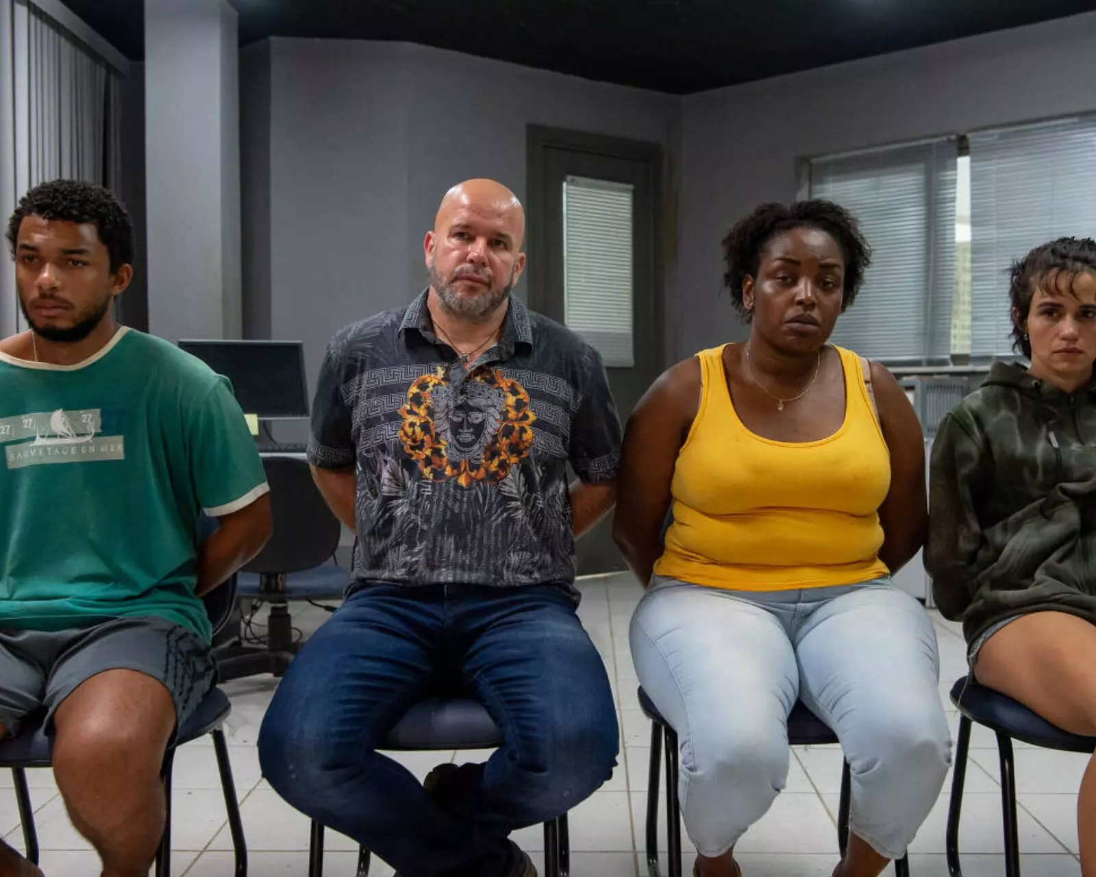 Juan Paiva, Murilo Benício, Belize Pombal e Nanda Costa em cena de 'Justiça 2'