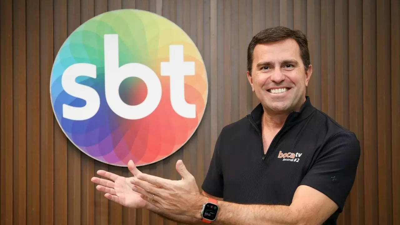 Rodrigo Bocardi assina oficialmente com o SBT