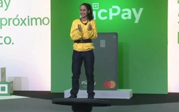 Luiza Parlote durante a prova de resistência da Casa do Patrão; participante venceu a disputa