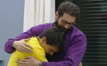 Jackson recebe abraço de Matheus; ele foi eliminado da Casa do Patrão nesta quinta-feira (9)