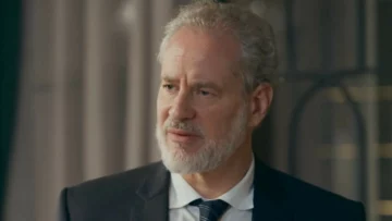Ademir (Dan Stulbach) em Quem Ama Cuida