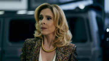 Carmita (Deborah Evelyn) em Quem Ama Cuida